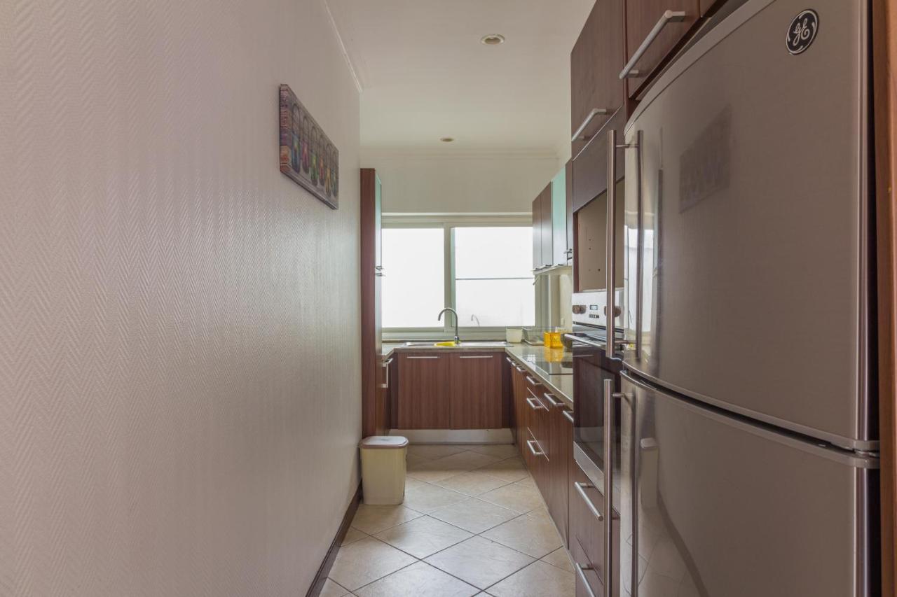 Villa Luxury 3 Bhk 200m From The